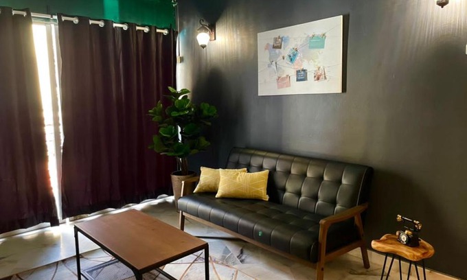 Baharu Wohnung | The Berlian Guesthouse - Teluk Kemang - 2 bedrooms apartmens with pool view