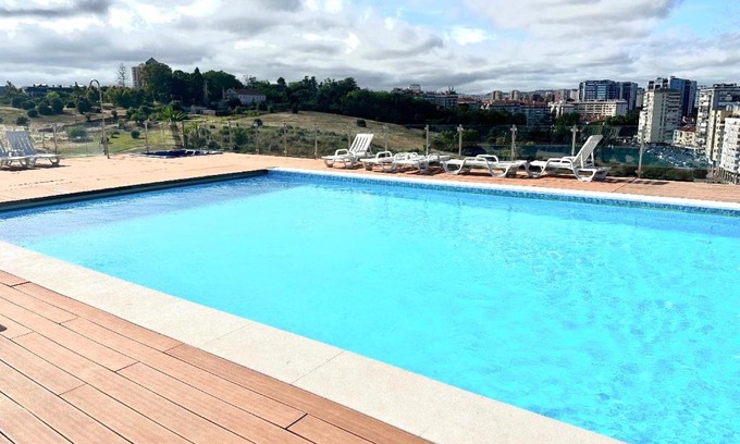 Sao Domingos de Benfica Wohnung | The Best Lisbon Apartment at The Center with Pool