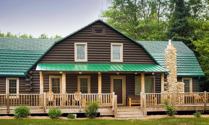 Grayling Kabine | Wunderschöne Lodge inmitten der Pinien am malerischen Au Sable River!