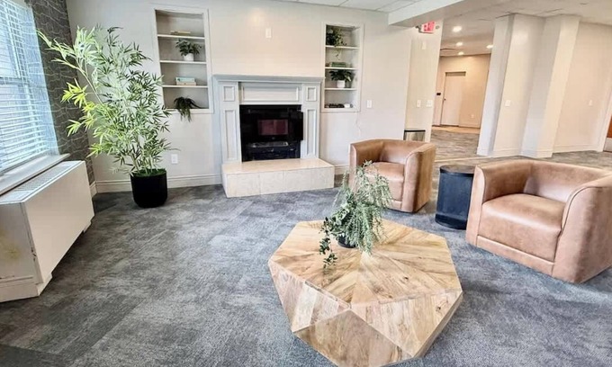 North Central Omaha Wohnung | The Blackstone Summar