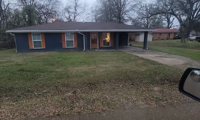 Itta Bena Haus | The Bleu..