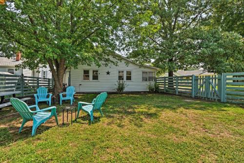 Colonial Beach Haus | The Blue Crab Cottage - 3 Blocks From The Beach!
