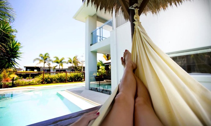 Mount Coolum Haus | THE BOARDWALK Relaxing Beachside Family Entertainer