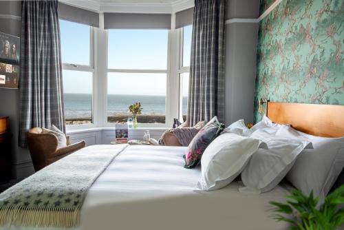 Slyne Haus | The Broadwater Guest House