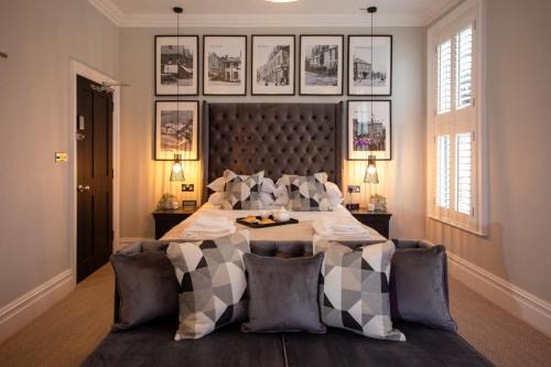 Offerton Hotel | The Cássidys Inn