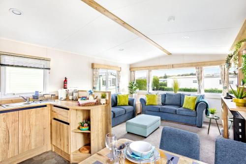Knaresborough Sonstige | The Celestial Cabin