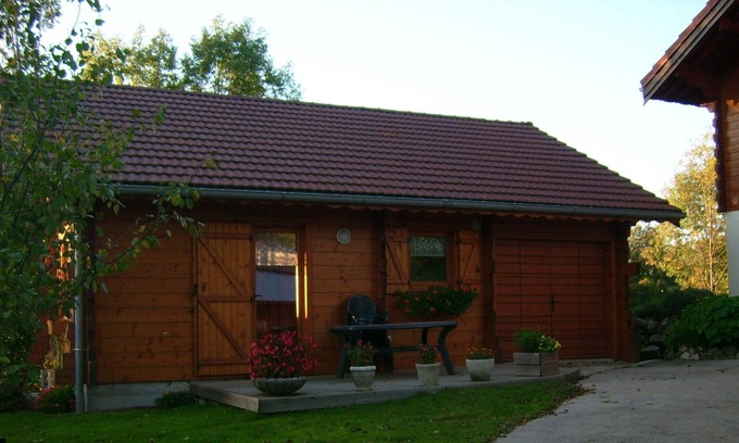 Les Chalesmes Skihütte | DAS CHALESMES PRETTY HOLIDAY CHALET COMFORTABLE IN DER NÄHE DER NATUR