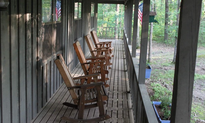 Wilburn Haus | The Creek House Heber