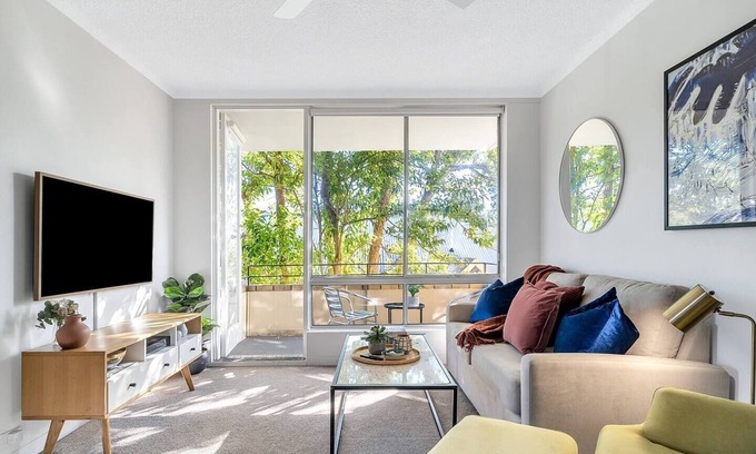 Crows Nest Wohnung | 'The Crows Nest' - Stylish & Chic, North Sydney