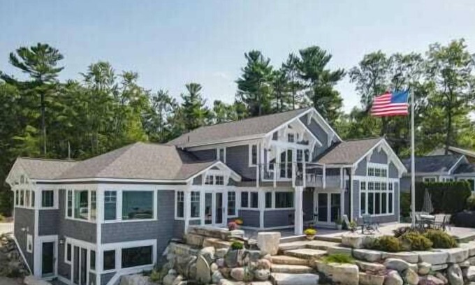 Acme Haus | The Deepwater Point Lake House