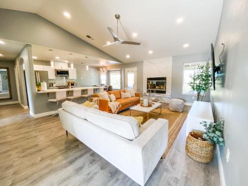 Indian Cove Villa | The Desert Sun - Amazing Private Villa For You