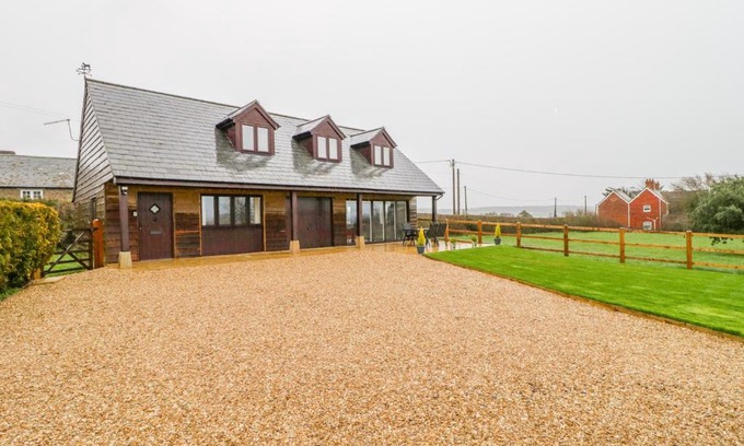 Alweston Haus | The Donkey Shed