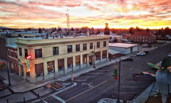 Rupert Hotel | The Drift Inn