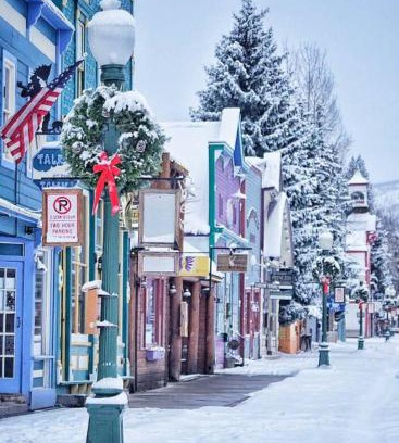 Crested Butte Haus | THE DROP IN the edge of adventure