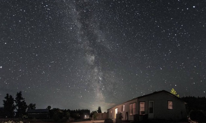 Boundary County Haus | The Elk Run, 2 bed-2 bath, family retreat w/wifi