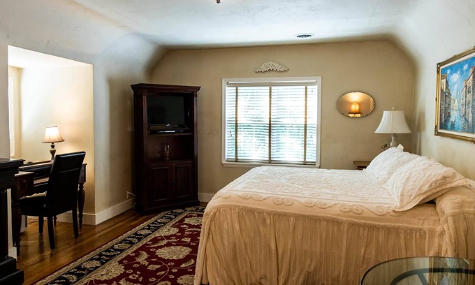 Twin Falls Bed & Breakfast | The Fillmore Inn - The Silver Suite