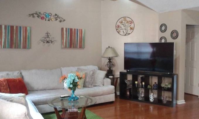 Bartlett Haus | The GETAWAY HOME for Memphis