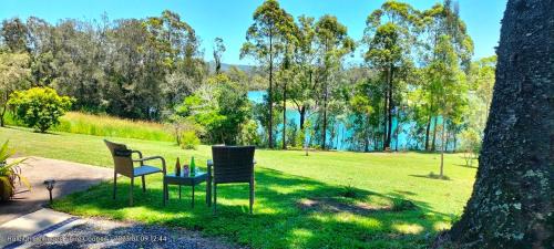 Urunga Haus | The Glade, peace among the trees on the river
