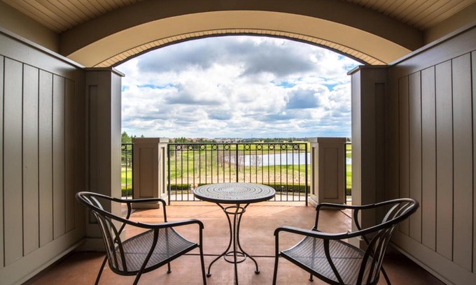 Glenview Hotel | The Glen Club