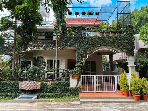 Gokulam Haus | The Gokulam Guest House
