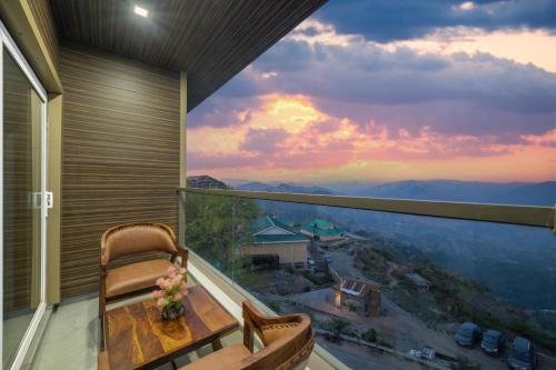 Kufri Haus | The Green space By High rise inn