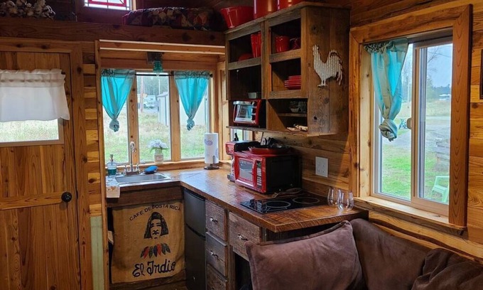 Buckley Kabine | The Green Tiny Home On The Farm, Buckley, WA