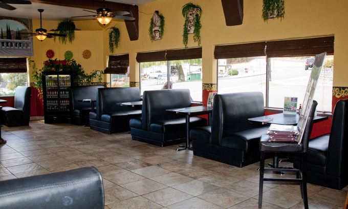 Myrtle Creek Hotel | The Green Tree Hotel