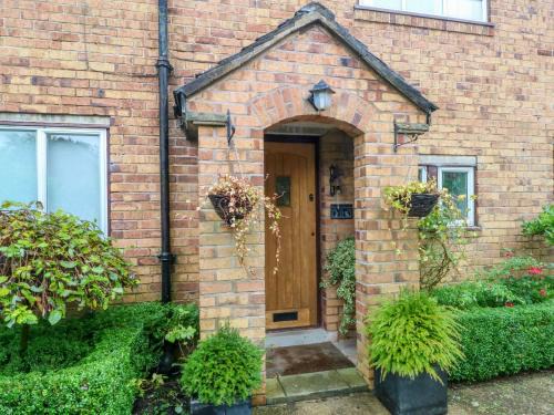 Macclesfield Haus | The Hare Burrows