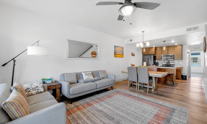 McCall Haus | The Highland Hangout: Luxurious, new 3 bed, 3 bath townhome in McCall with garage