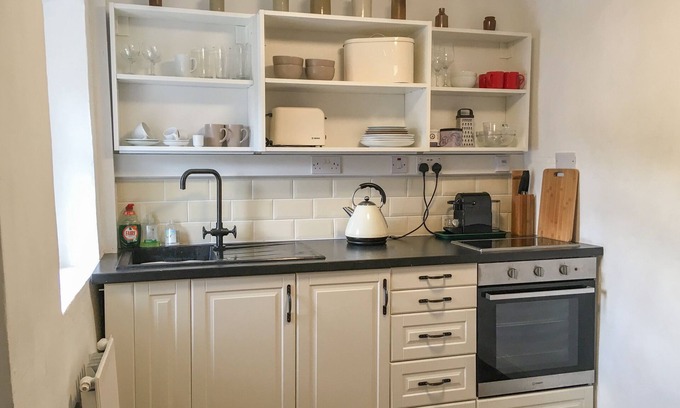 Cromford Hütte | The Hill