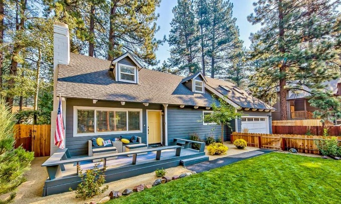 Tahoe Island Haus | The Home at the End of the Rainbow