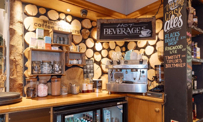 Wimborne Hotel | The Horton Inn