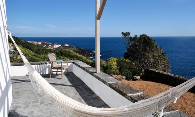 Calheta de Nesquim Hütte | Das Haus der Whaler ist der ideale Ort für diejenigen, die das Gefühl der Nähe zum Meer möchten.