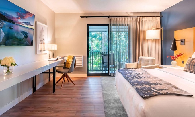 Incline Village Hotel | The Incline Lodge