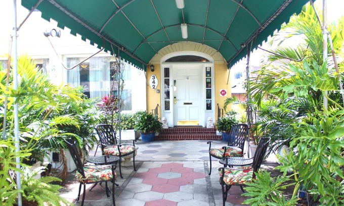 Downtown St. Petersburg Hotel | The Inn on Third