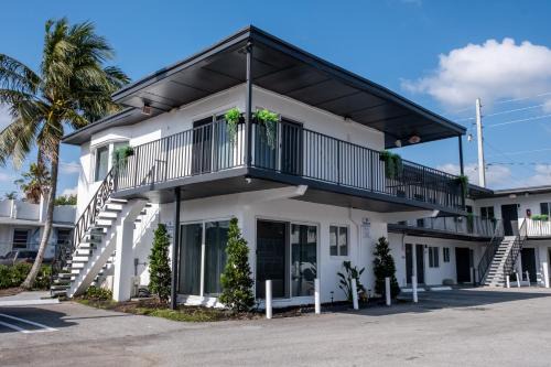 Palm Beach - West Palm Beach Hotel | The Jaxon