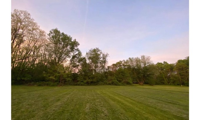 Portage Haus | The Lake Place