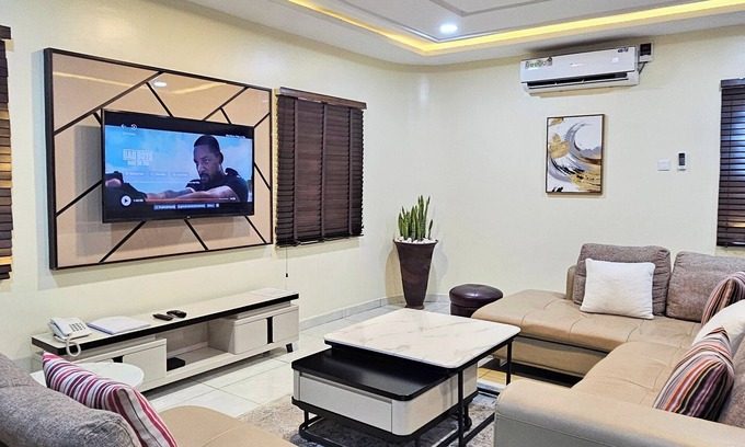 Maitama Wohnung | Exquisite serviced apartment 2 (Wuse 2)