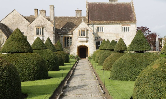 Middlezoy Hütte | The Lodge at Crossroads Farm