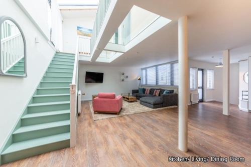 North Berwick Haus | The Lost Lobster