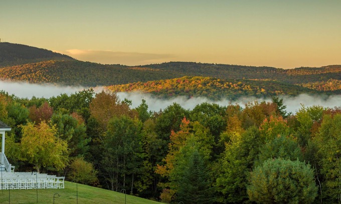 Lucerne-in-Maine Hotel | The Lucerne Inn