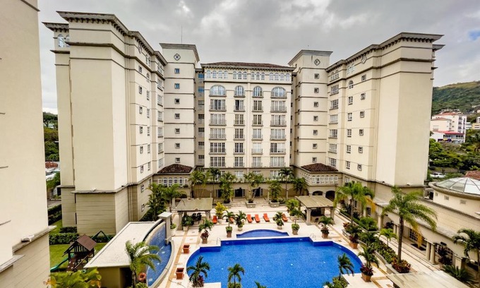 Escazu Wohnung | The Luxury Heart of Escazu, Elegant & Relaxing.