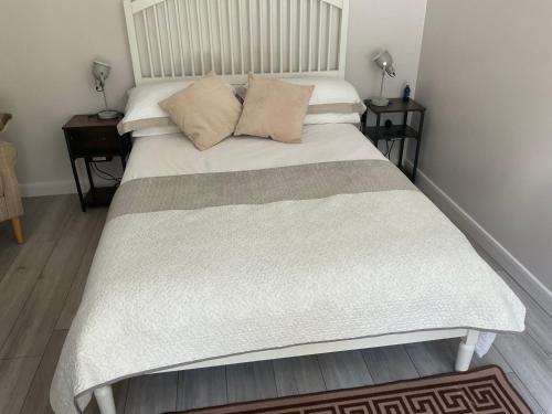 Newmarket Haus | The Meadow Garden Guest Room
