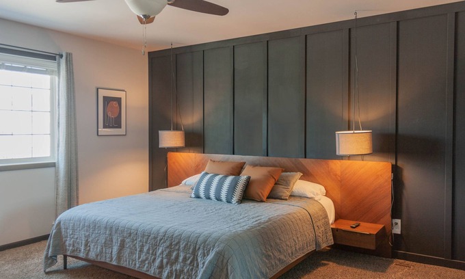 West Fargo Haus | The MikkonINN - Modern 3 bed home by The Lights