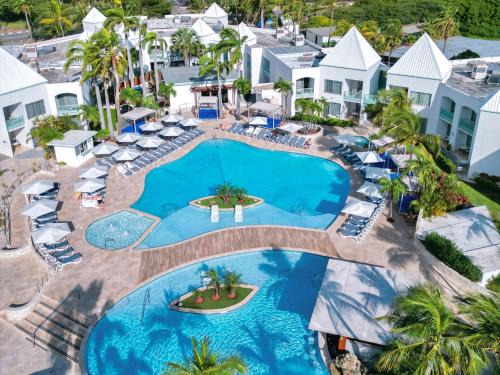 Palm Beach Hotel | The Mill Resort and Suites