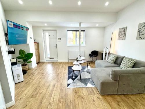Warley Wohnung | The Modern Smart Home