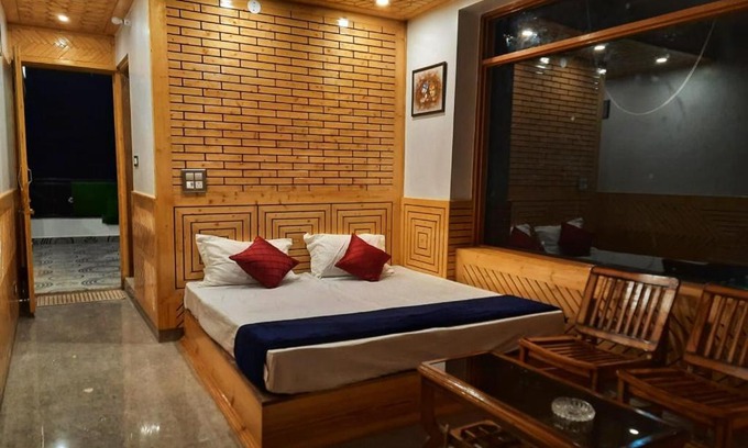 Shimla Haus | The MoonLight Stay - Shimla