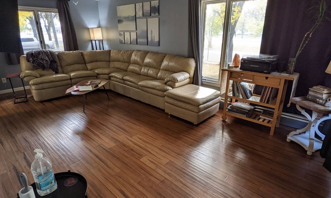 Moorhead Haus | The Moorhead Place 2. Dog friendly, warm home near colleges and medical centers