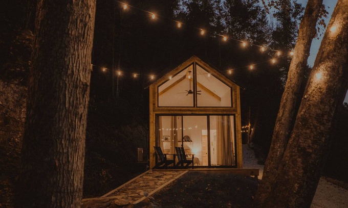 Rogers Kabine | The Naturalist - Tiny Cabin in RRG