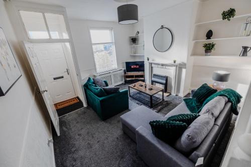 Blackburn Haus | The Nest at Blackburn